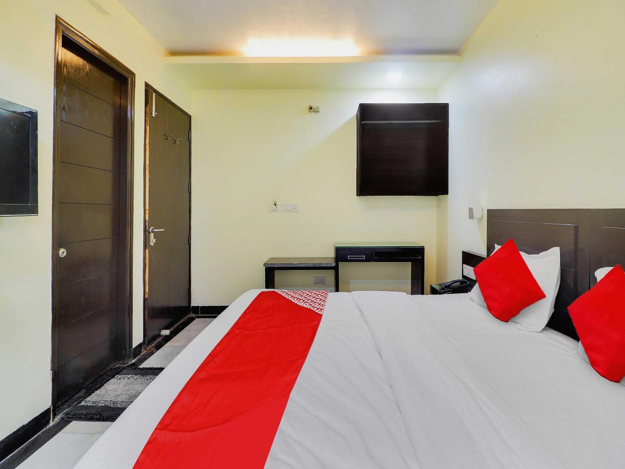 Oyo Flagship Hotel Rudra Palace 아그라 외부 사진