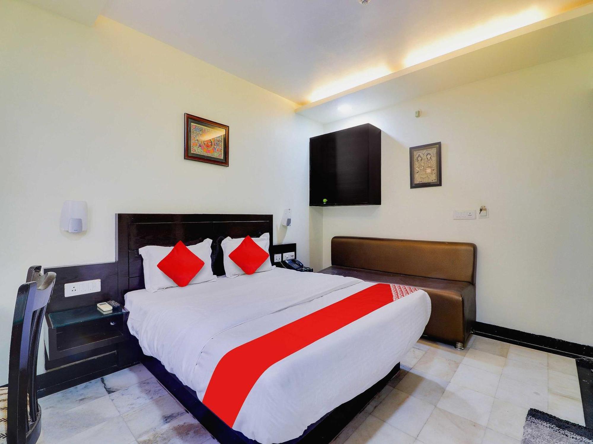 Oyo Flagship Hotel Rudra Palace 아그라 외부 사진