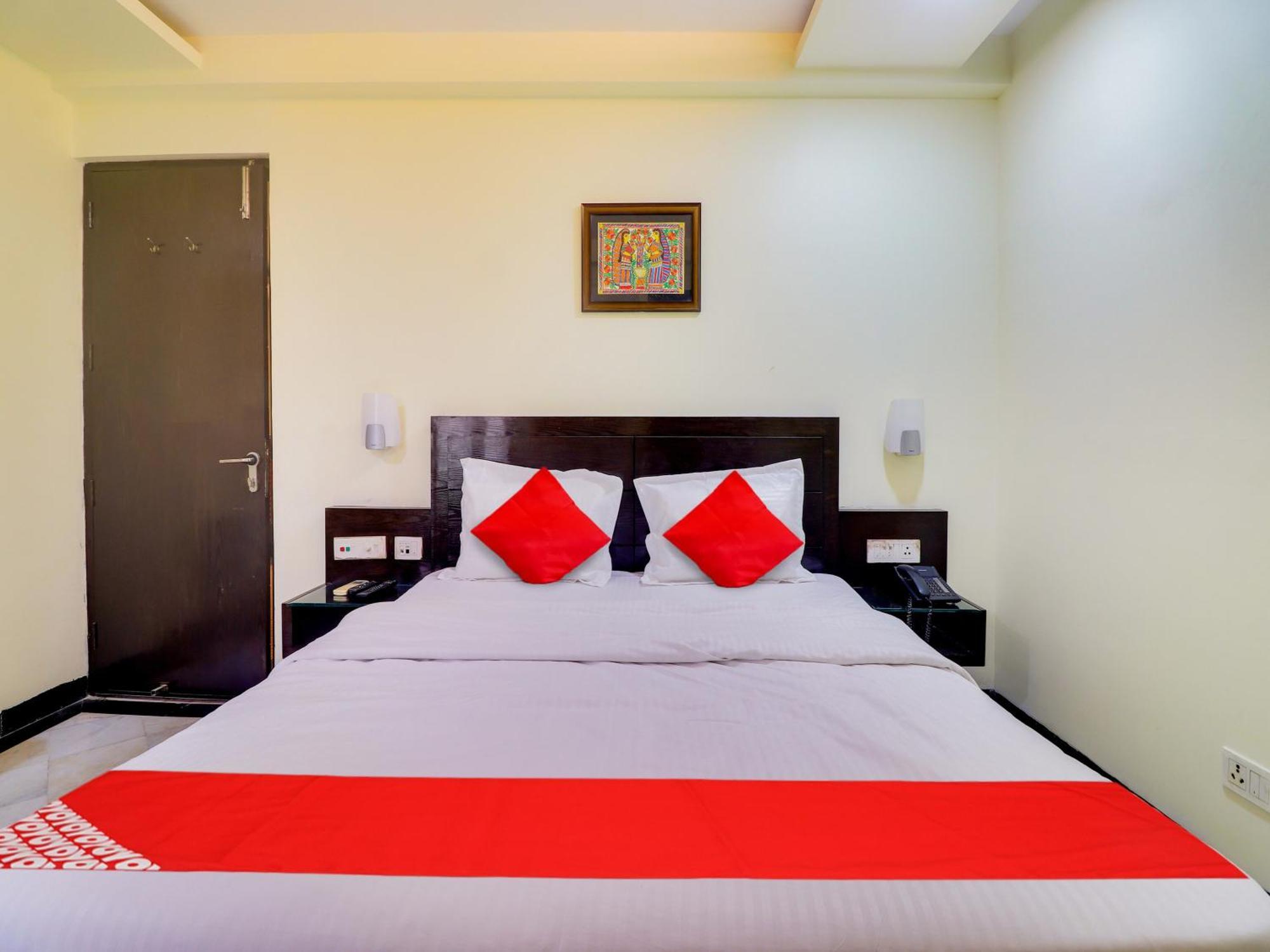 Oyo Flagship Hotel Rudra Palace 아그라 외부 사진