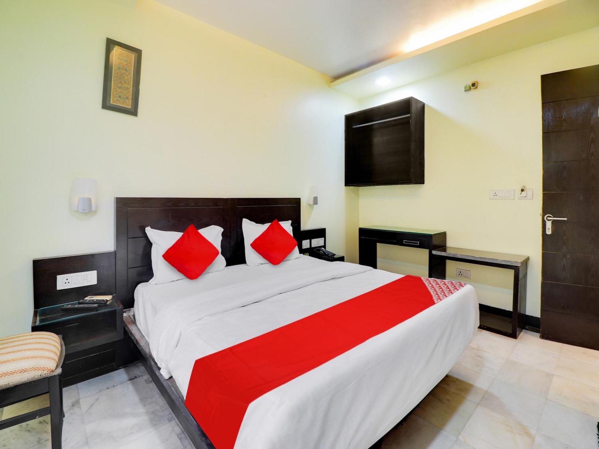 Oyo Flagship Hotel Rudra Palace 아그라 외부 사진
