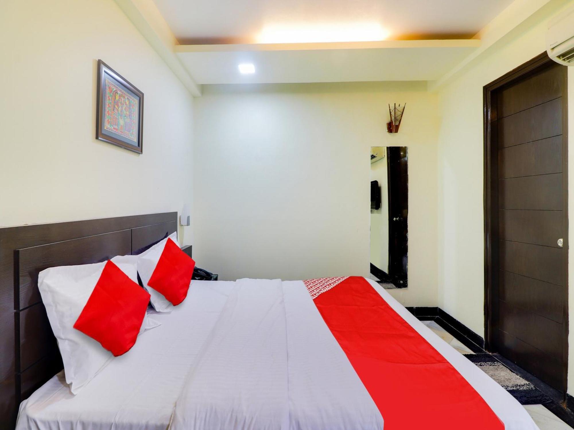 Oyo Flagship Hotel Rudra Palace 아그라 외부 사진